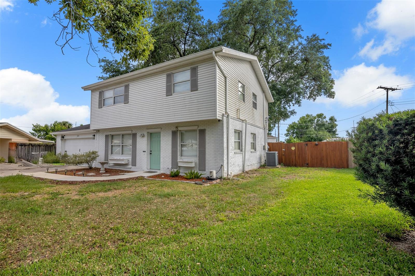 215 Kilmer Ln Property Photo 4
