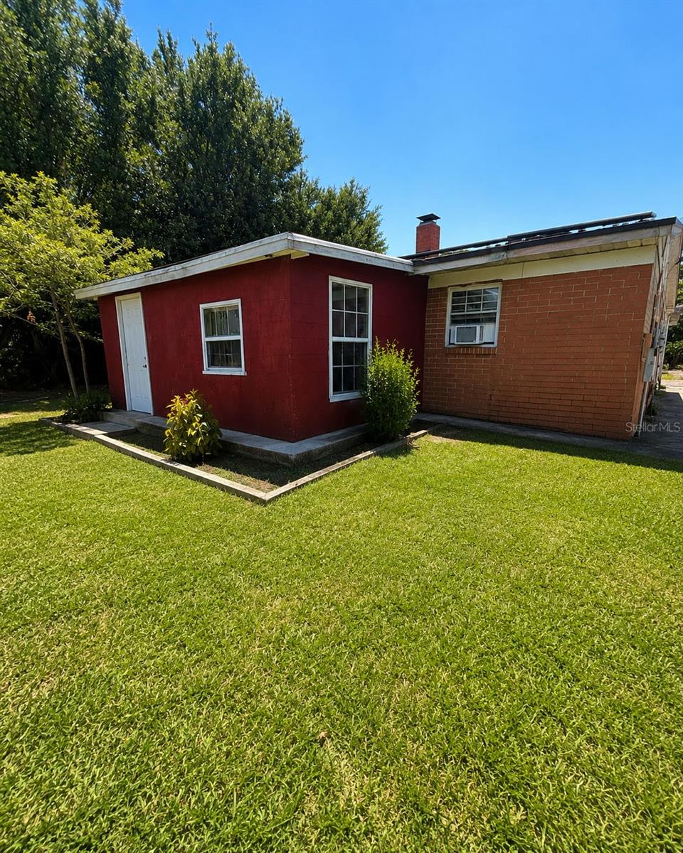 5801 Brookgreen Ave Property Photo 4