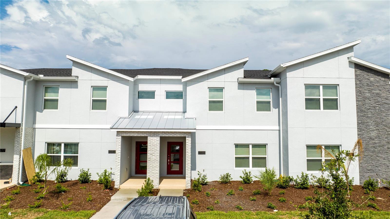 2569 READING TRL Property Photo 1