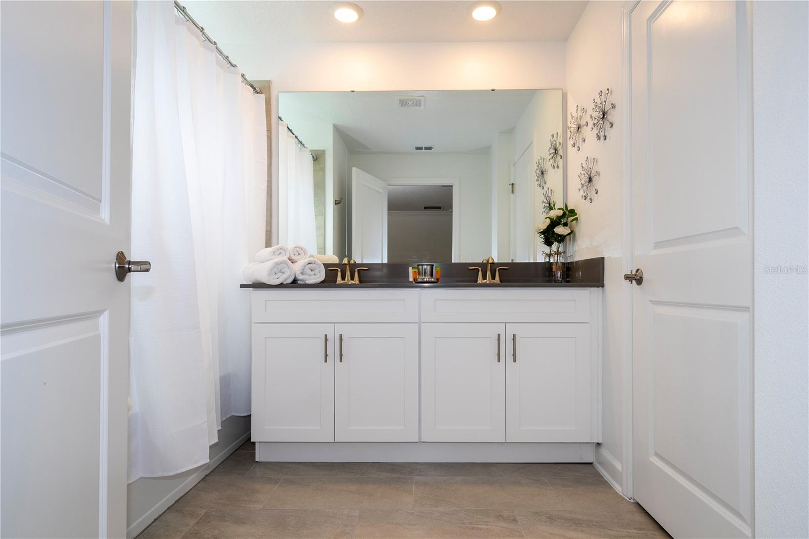 2569 Reading Trl Property Photo 27