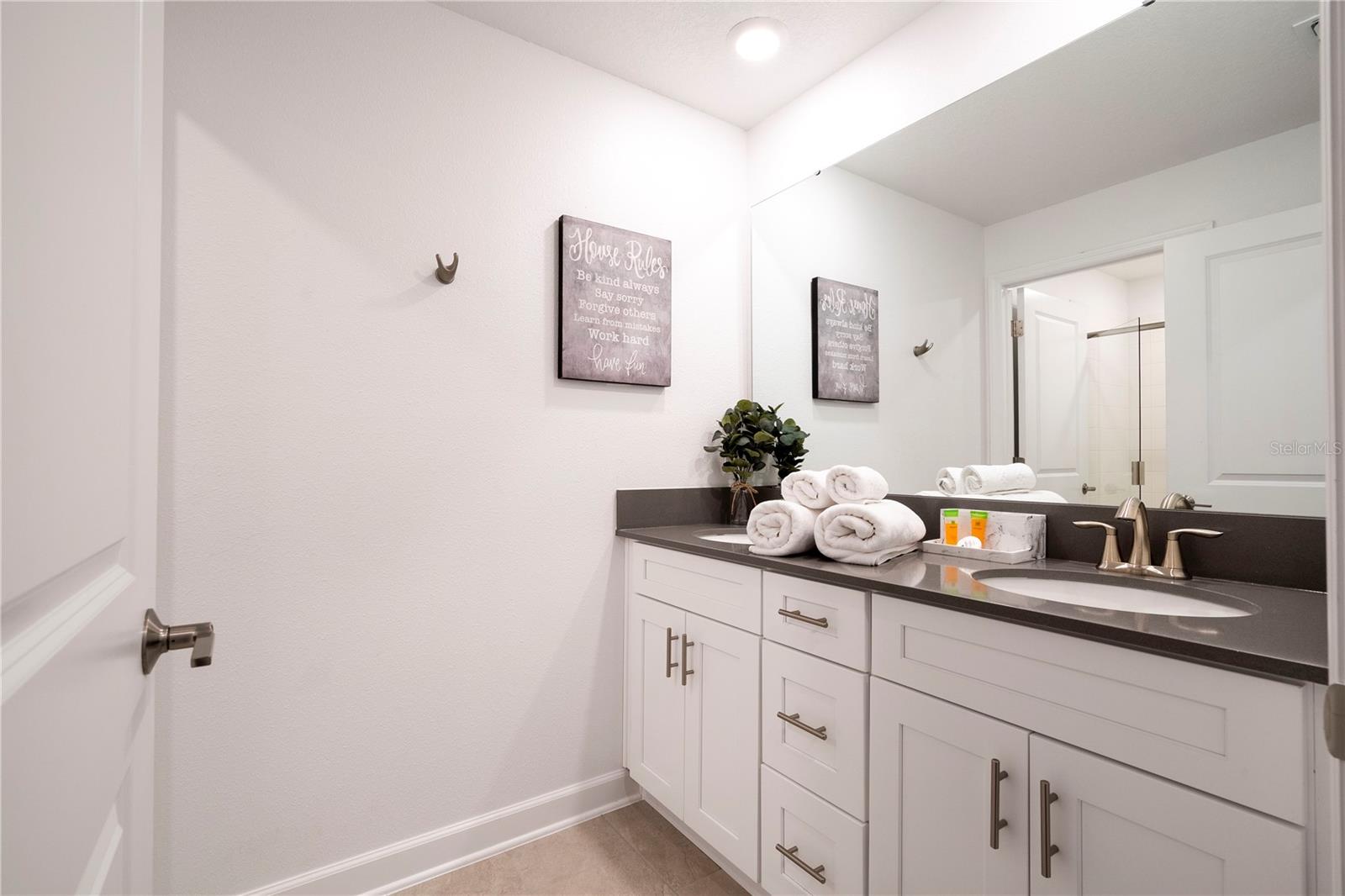 2569 Reading Trl Property Photo 34