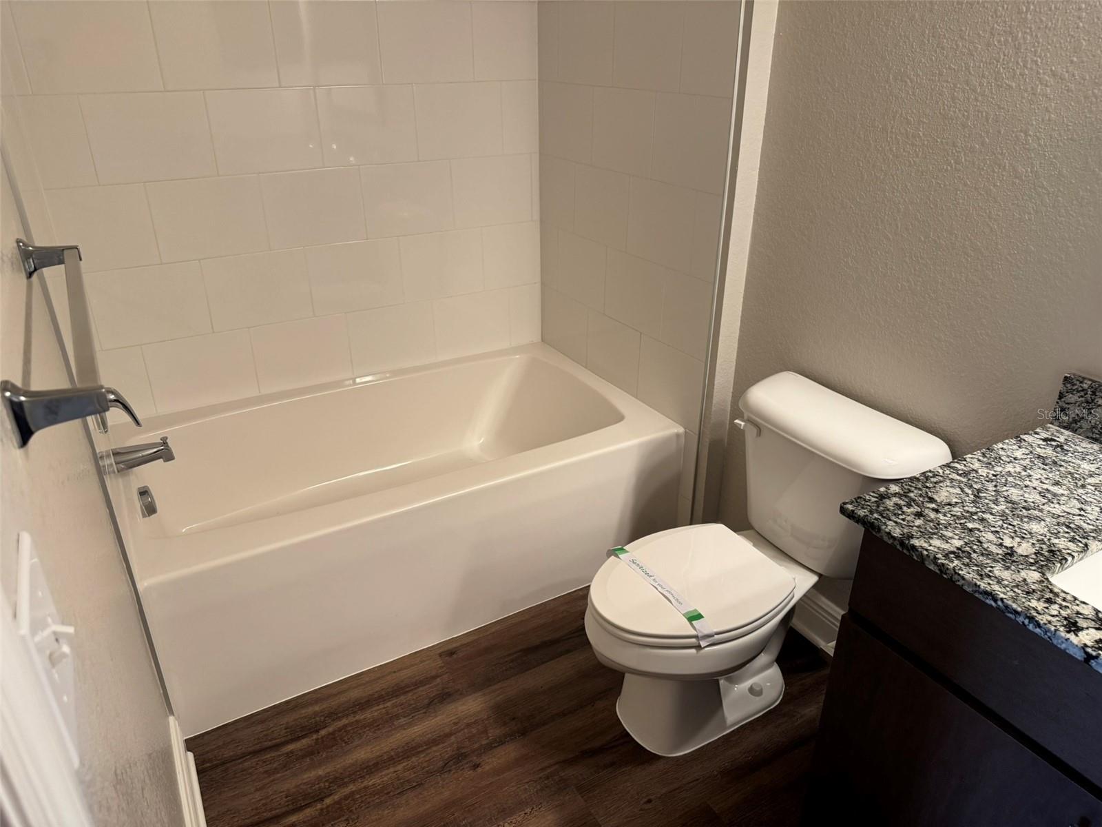 2460 Ann Rou Rd #606 Property Photo 8