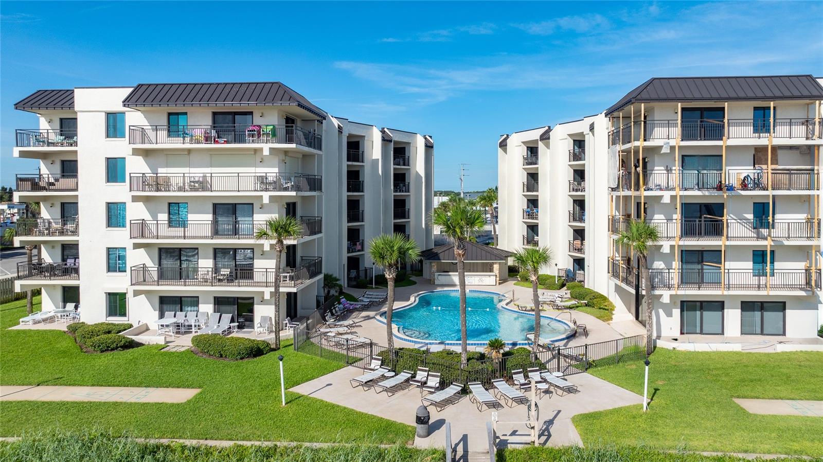 1275 OCEAN SHORE BLVD #P3 Property Photo 1