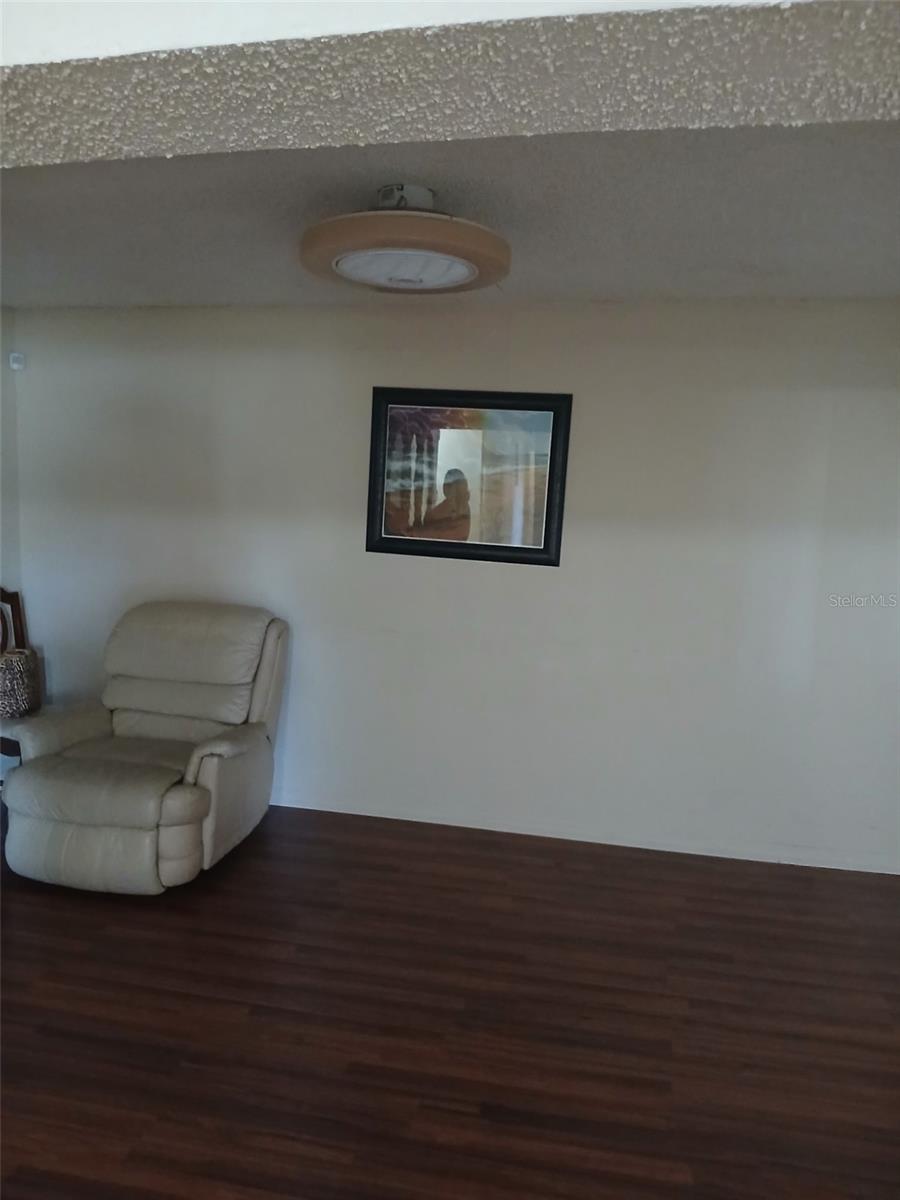 3849 Weaver St Property Photo 7