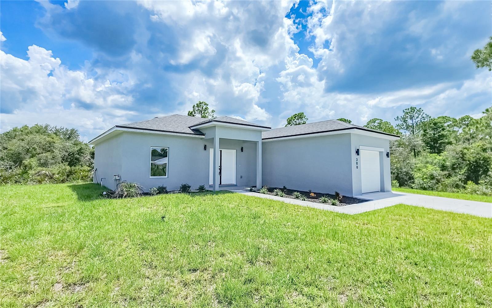 300 Caspian Tern Ave Property Photo 2