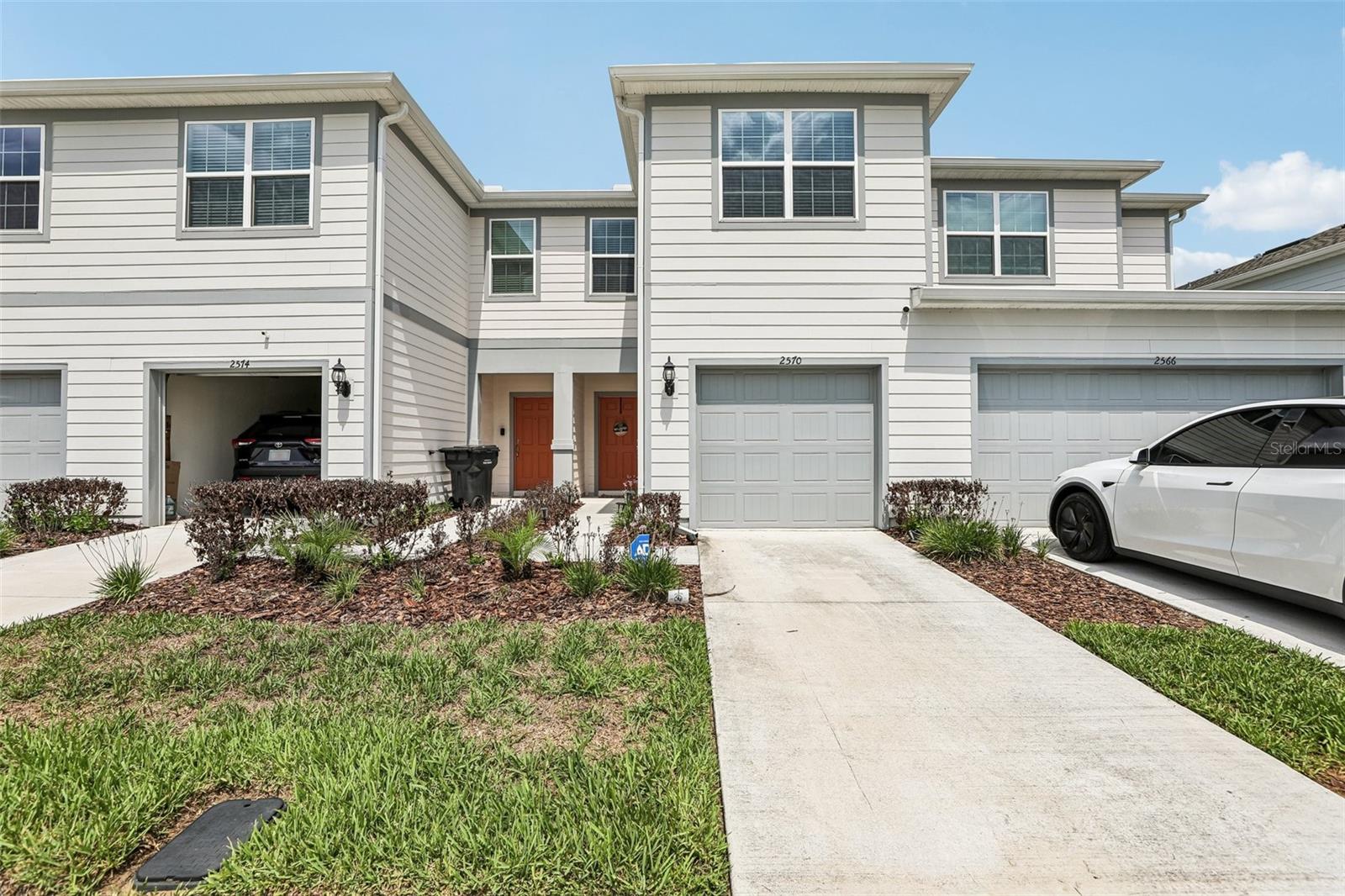 2570 Winsome Way Property Photo 1