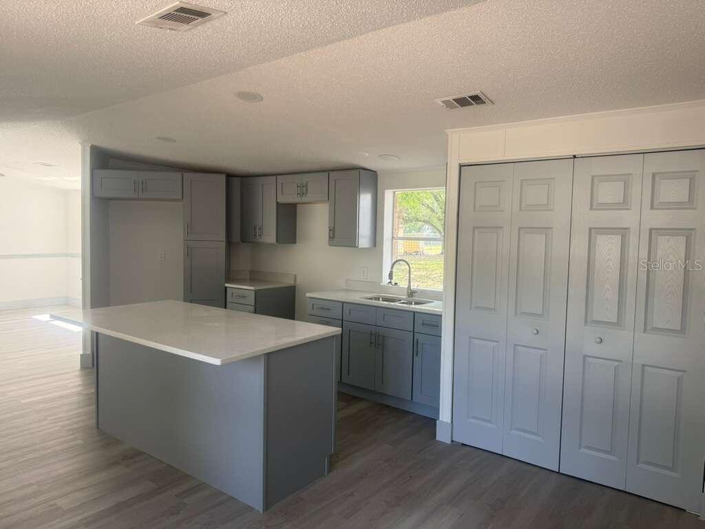 1650 Belmont Ave #29 Property Photo 11