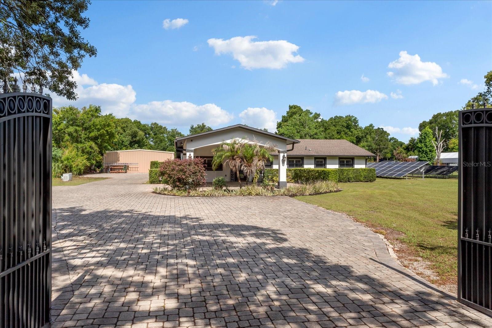 524 Eden Park Property Photo 12