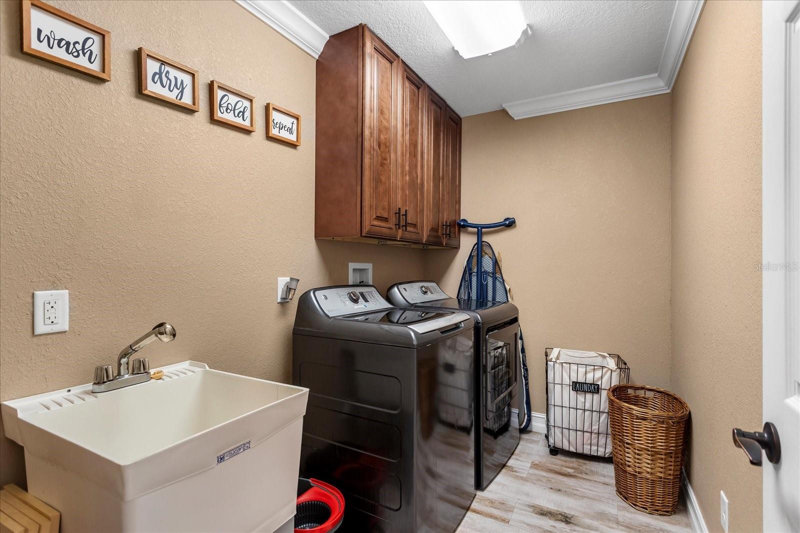 524 Eden Park Property Photo 20