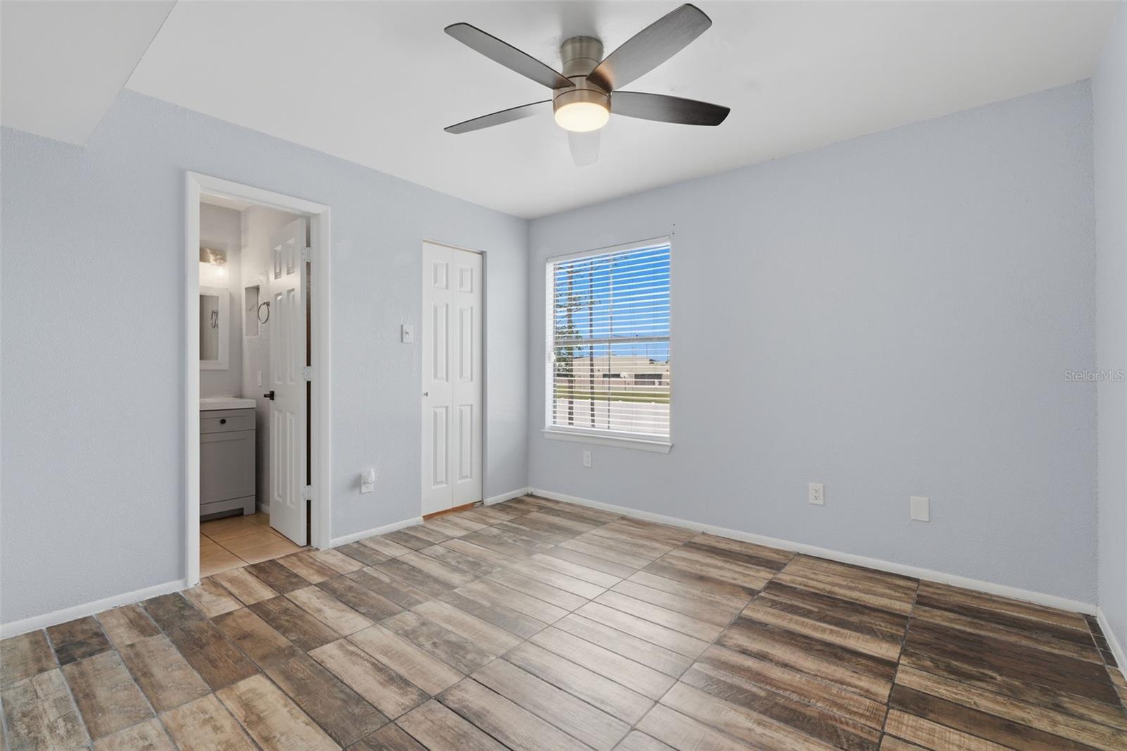 3716 Idlebrook Cir #212 Property Photo 11