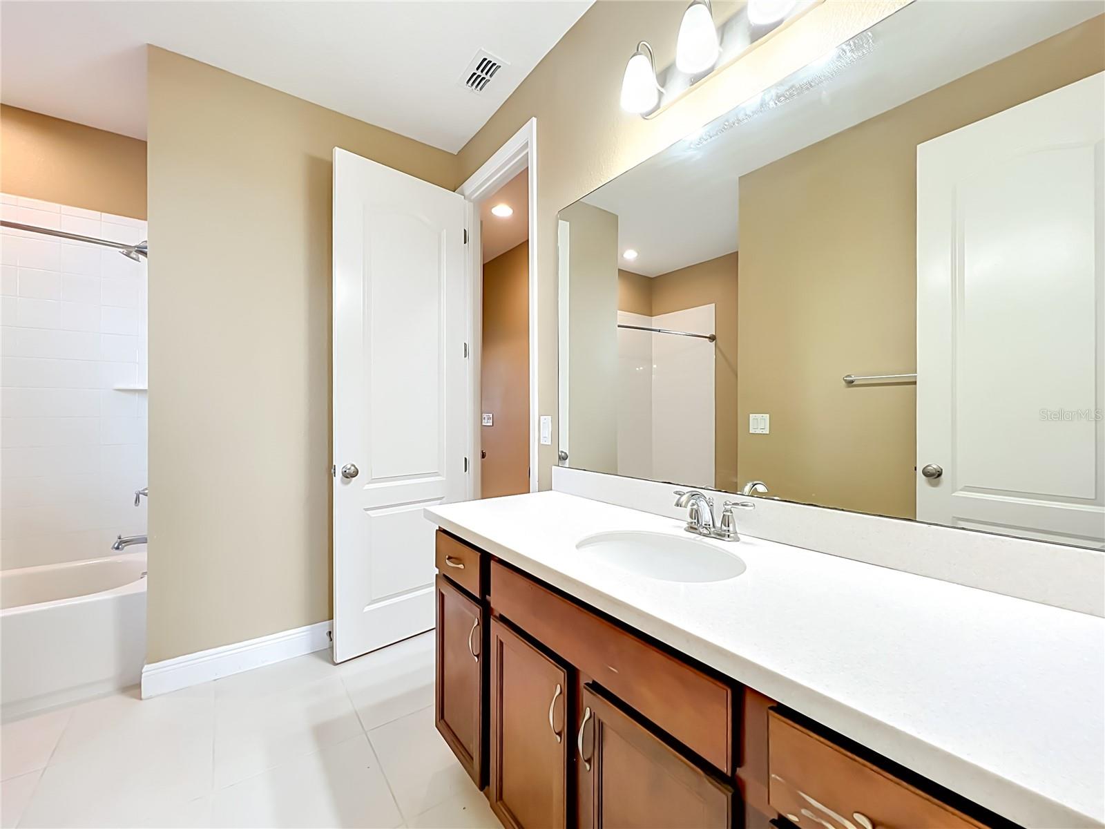 1315 Dusty Pine Dr Property Photo 29