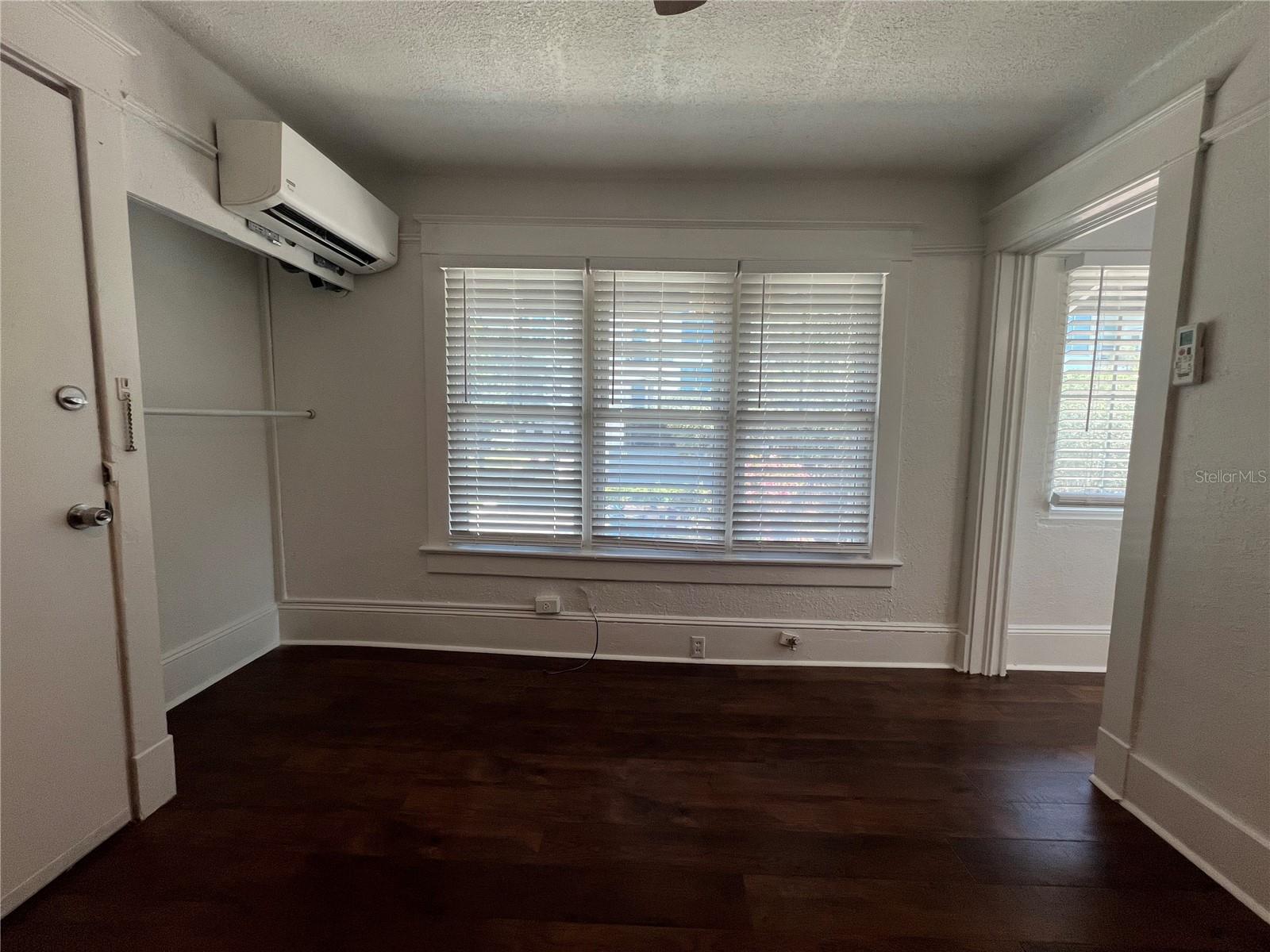 510 E Jackson St #7 Property Photo 2