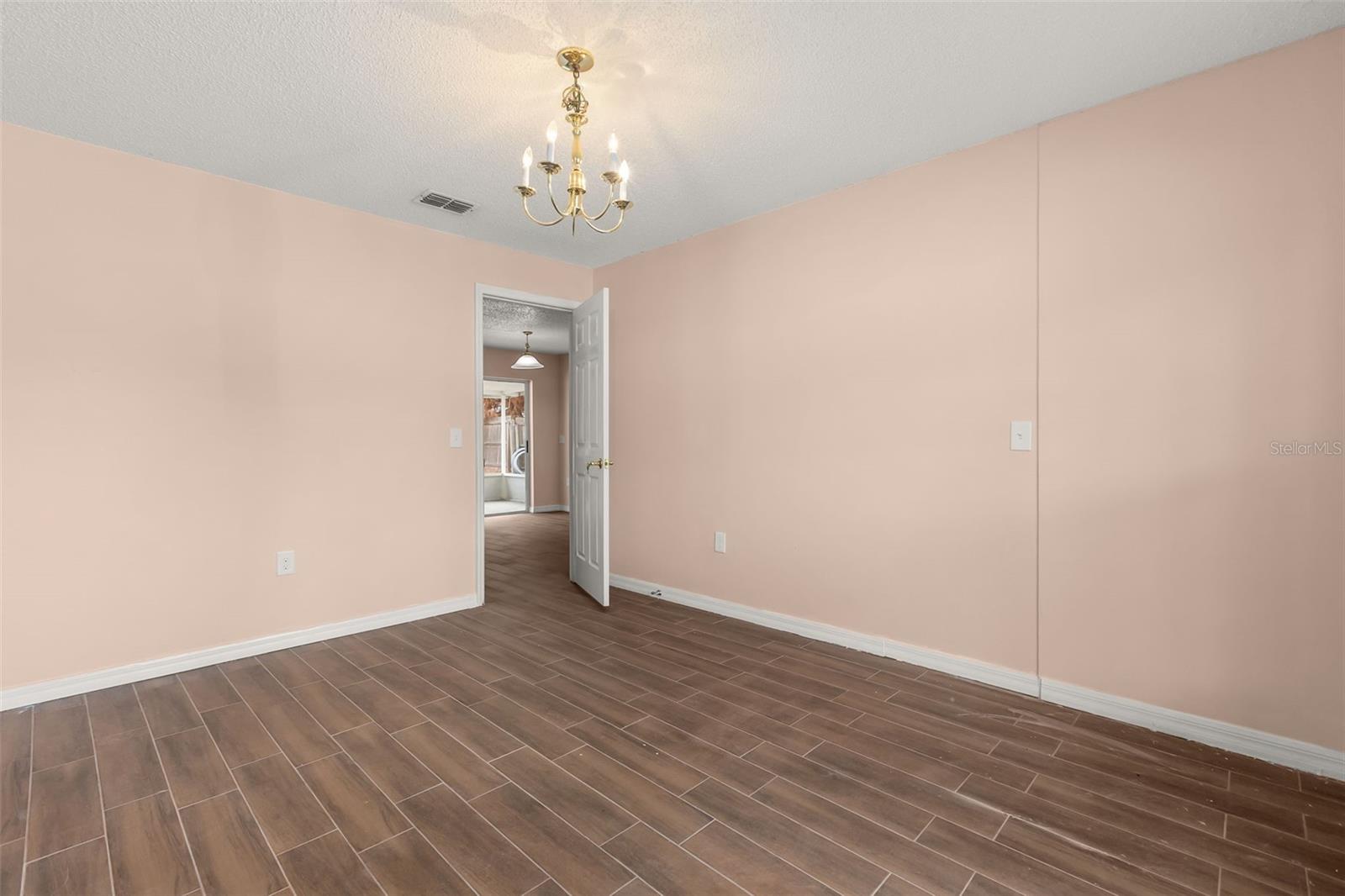 4232 Stonefield Dr Property Photo 6