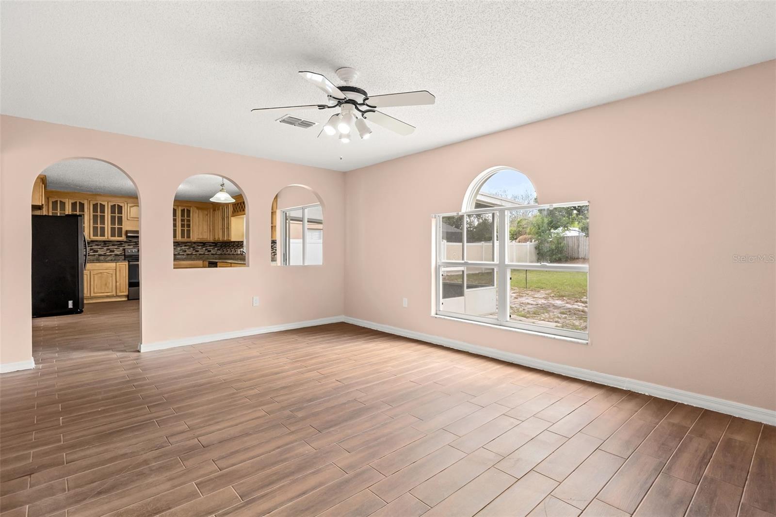 4232 Stonefield Dr Property Photo 10