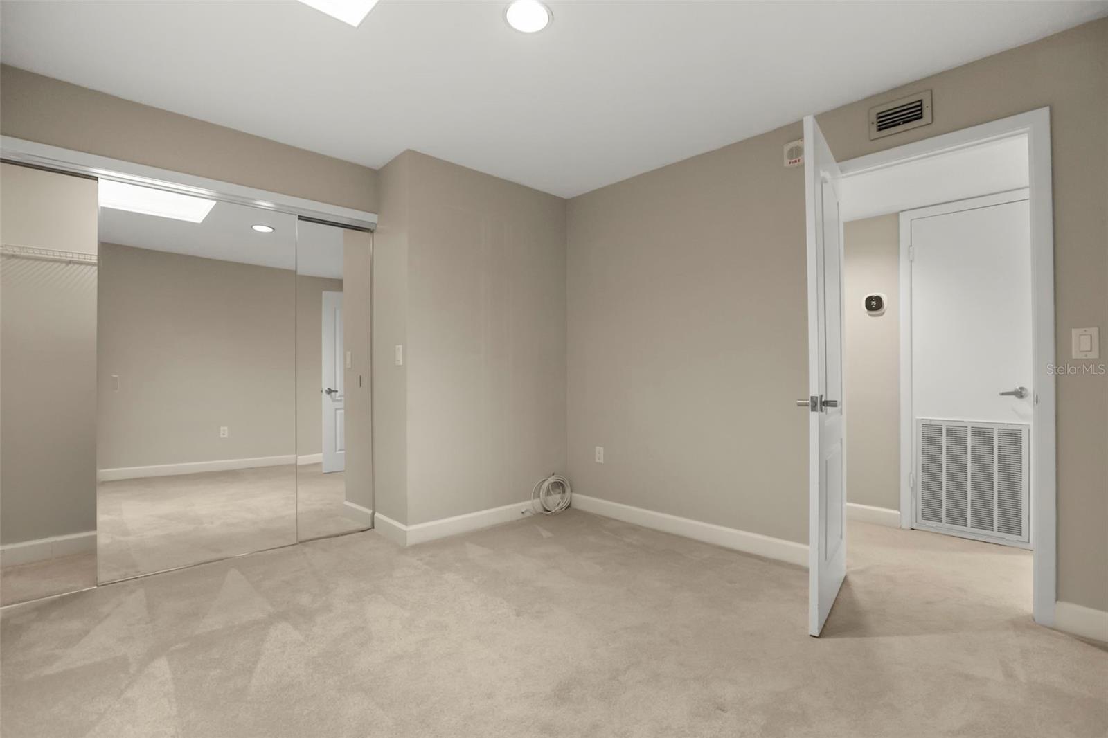 300 Carolina Ave #402c Property Photo 21
