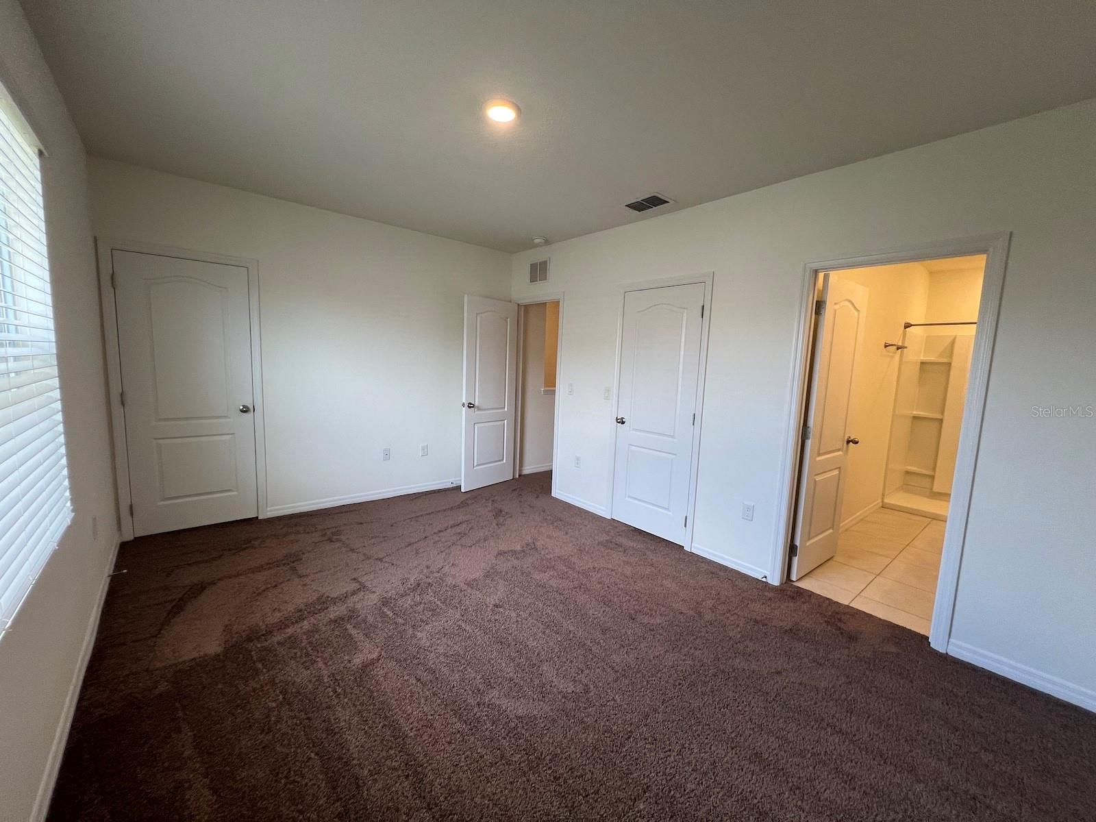 1370 Yellow Finch Dr Property Photo 13