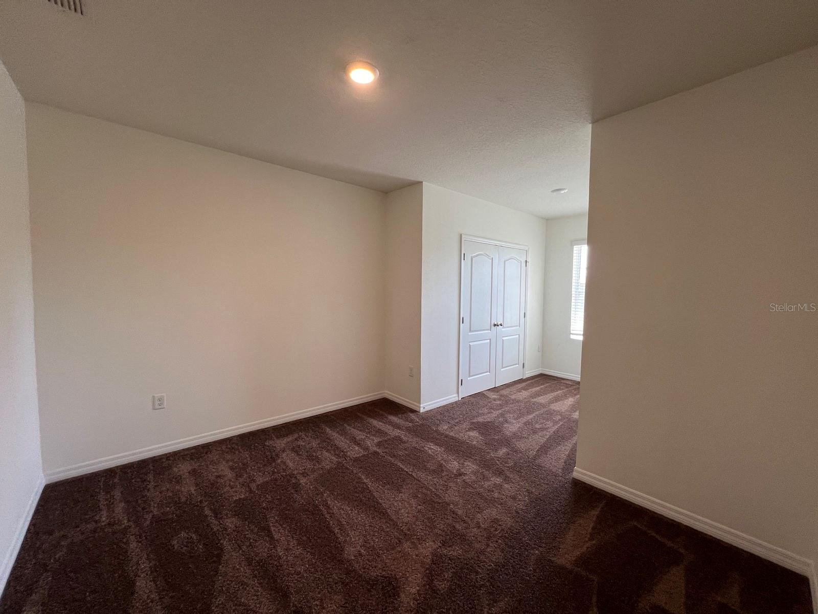 1370 Yellow Finch Dr Property Photo 23