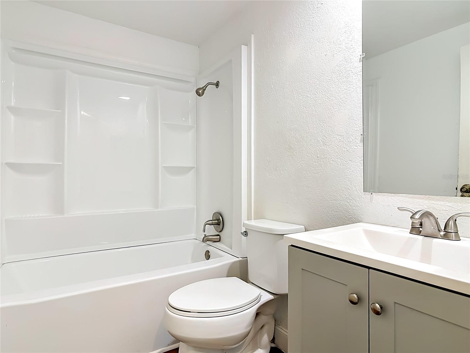 943 Monroe Harbor Pl Property Photo 11