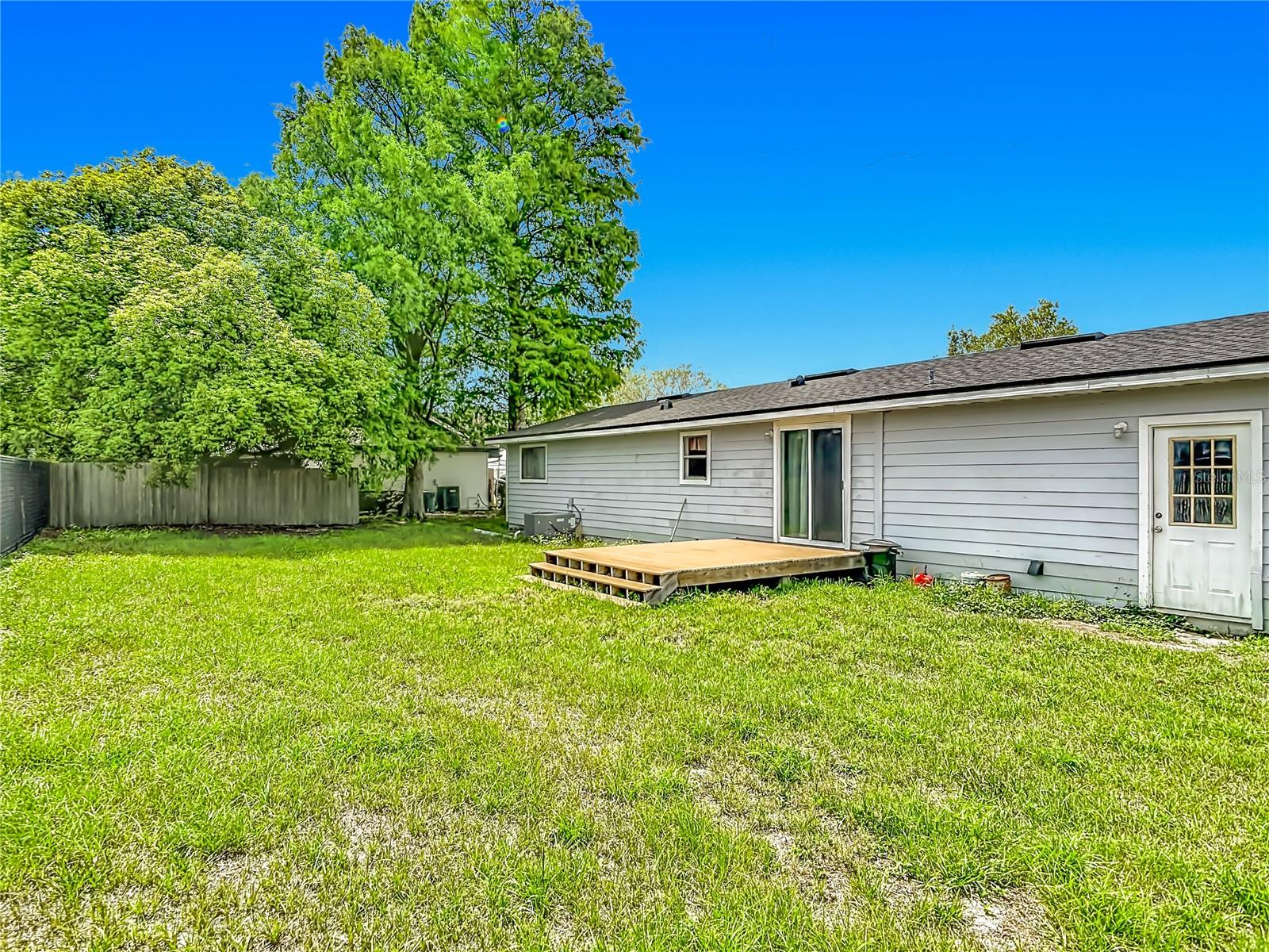 943 Monroe Harbor Pl Property Photo 12