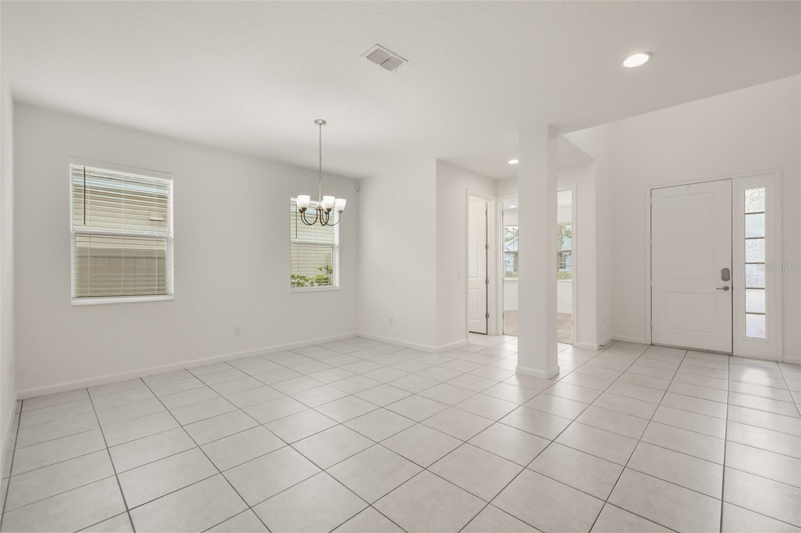 1078 Castlevecchio Loop Property Photo 9