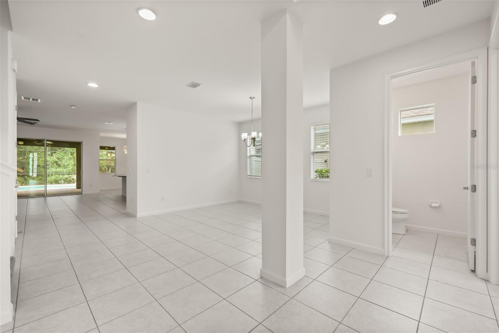 1078 Castlevecchio Loop Property Photo 12