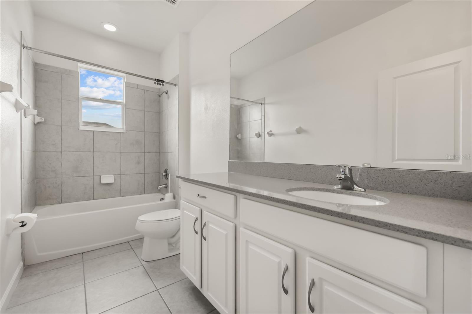 1078 Castlevecchio Loop Property Photo 23