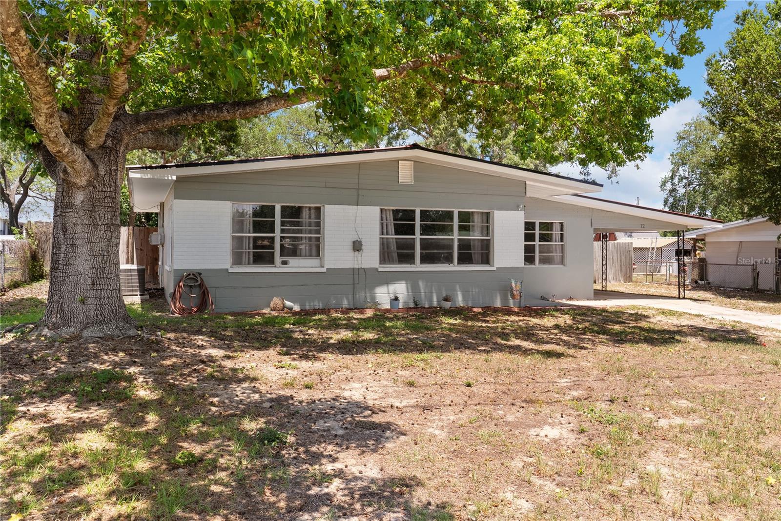12 Beverly Dr Property Photo 2