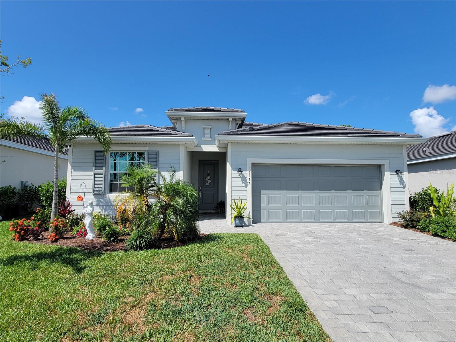 11177 PINOT DR Property Photo 1