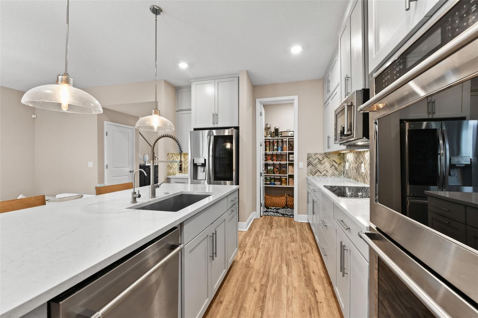 7043 Carrickbend Ln Property Photo 18
