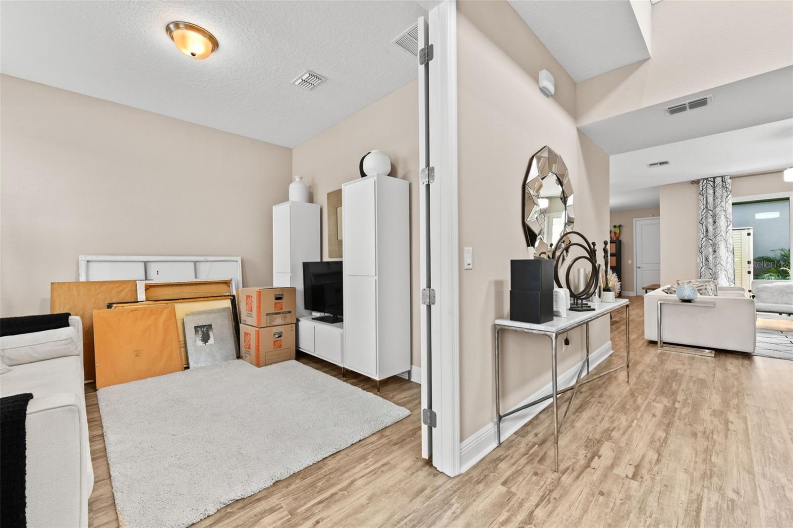 7043 Carrickbend Ln Property Photo 25