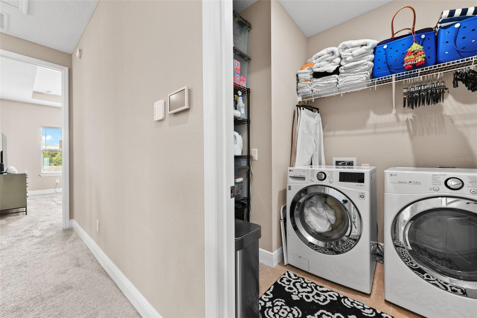 7043 Carrickbend Ln Property Photo 45