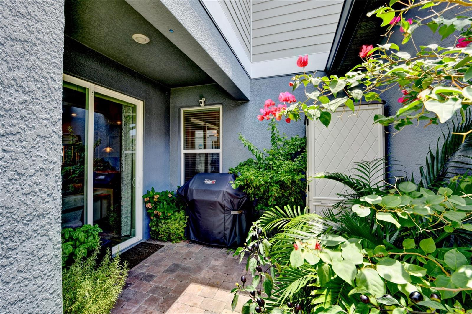 7043 Carrickbend Ln Property Photo 46