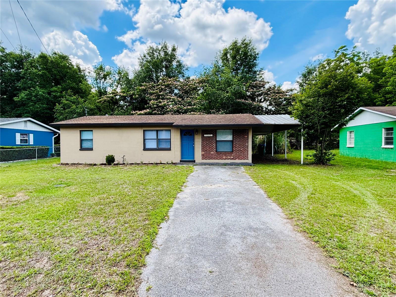 13601 Nw 141st Pl Property Photo 3