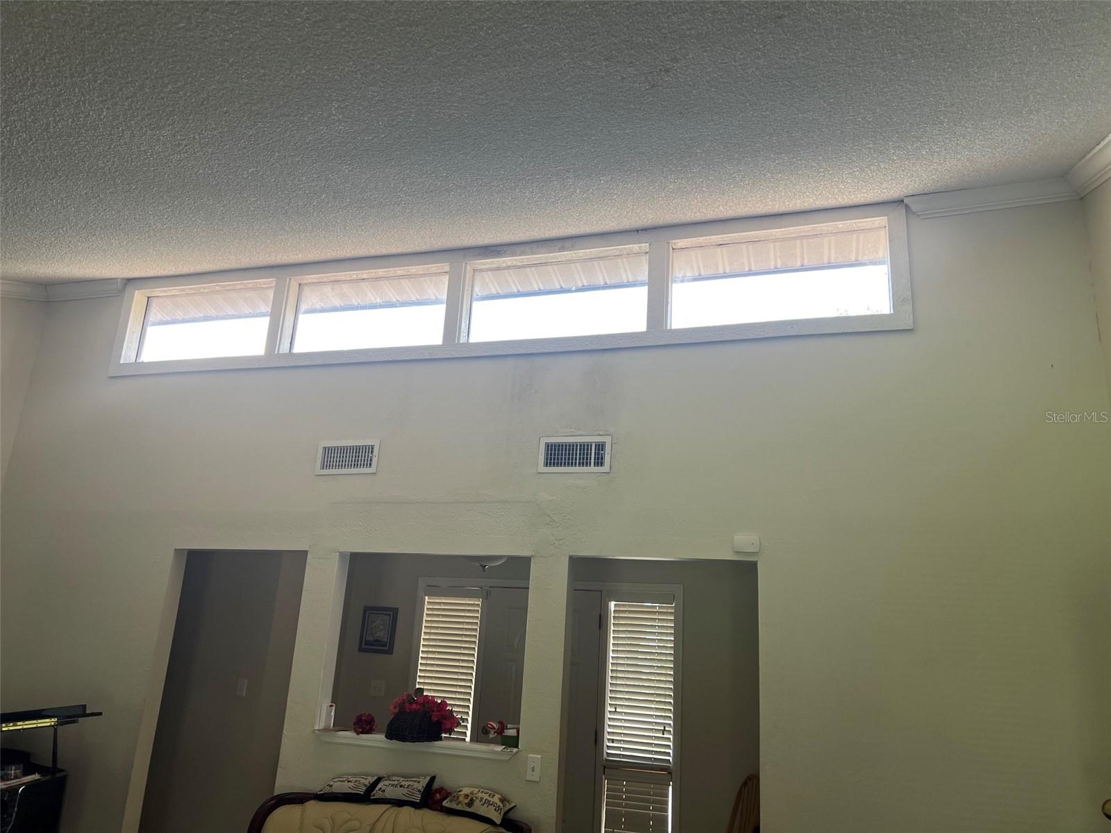 4576 North Ln Property Photo 8