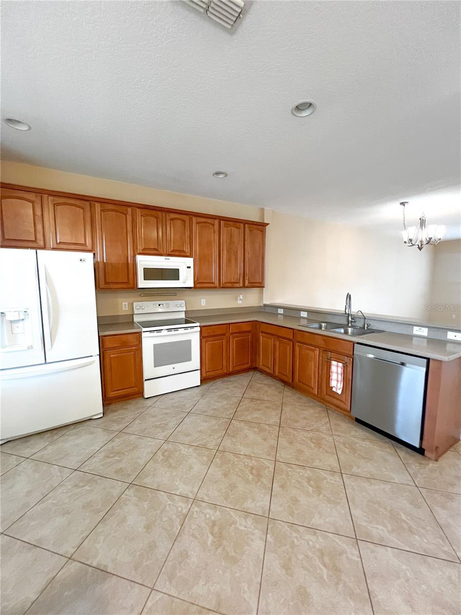 14252 Confetti Dr Property Photo 32