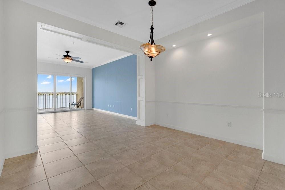 8749 The Esplanade #22 Property Photo 8