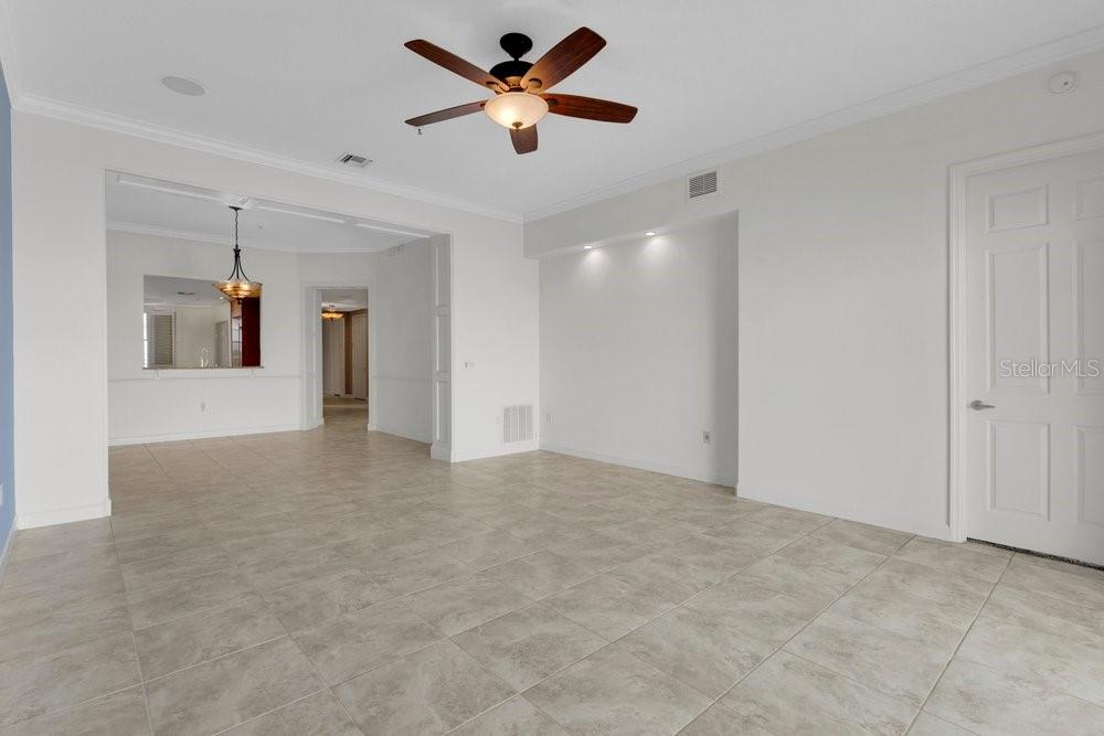 8749 The Esplanade #22 Property Photo 15