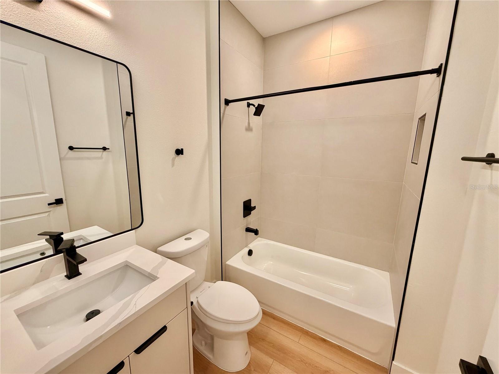 301 Eppinger Dr Property Photo 44