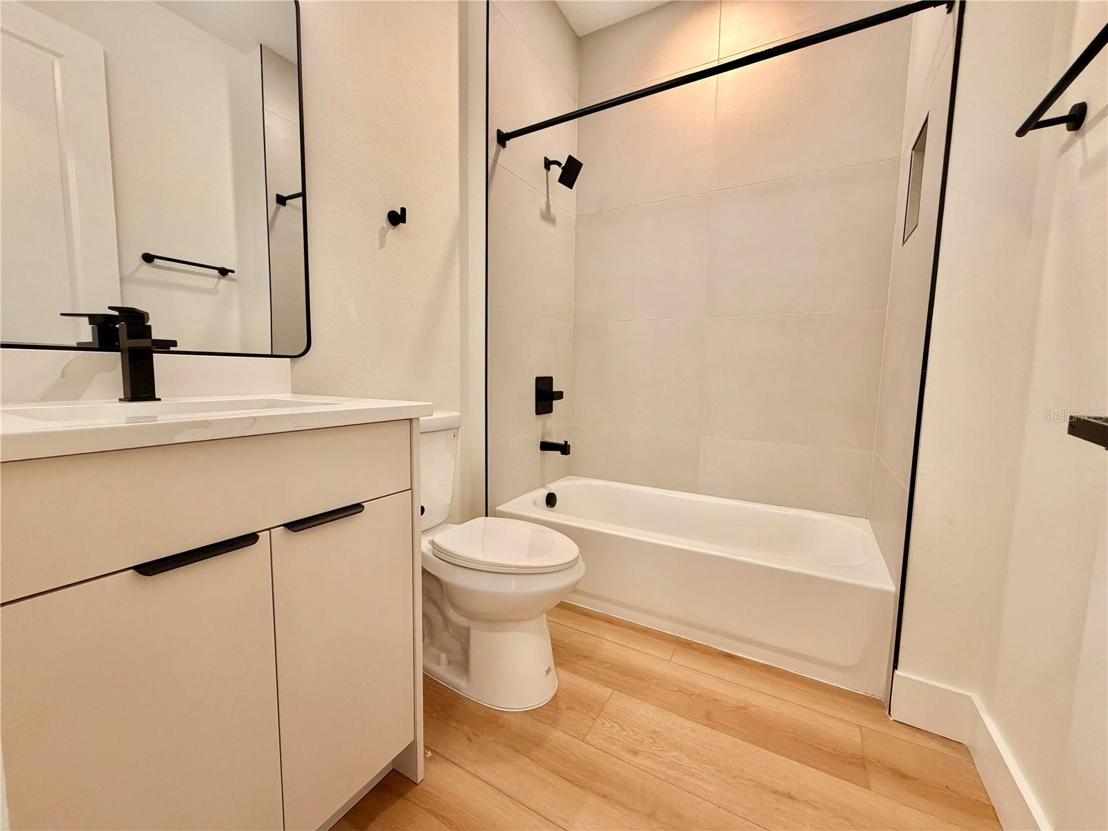 301 Eppinger Dr Property Photo 45