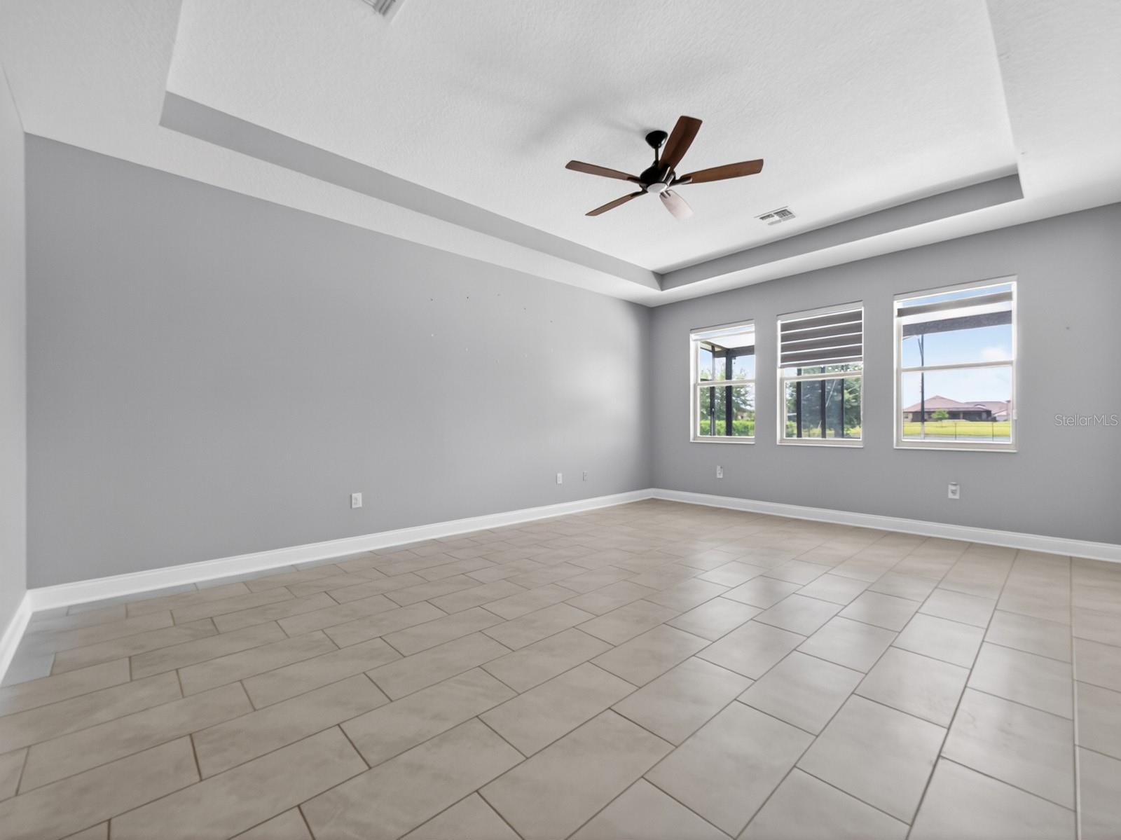 17614 Sailfin Dr Property Photo 11