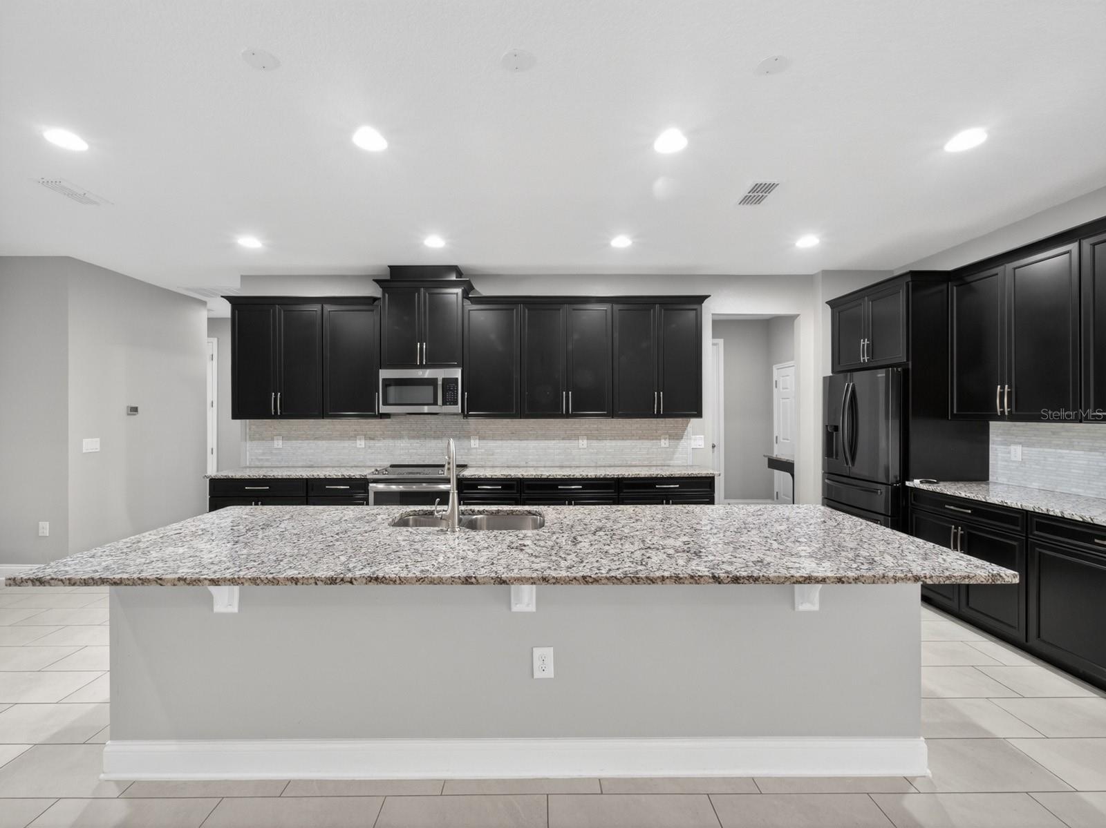17614 Sailfin Dr Property Photo 16