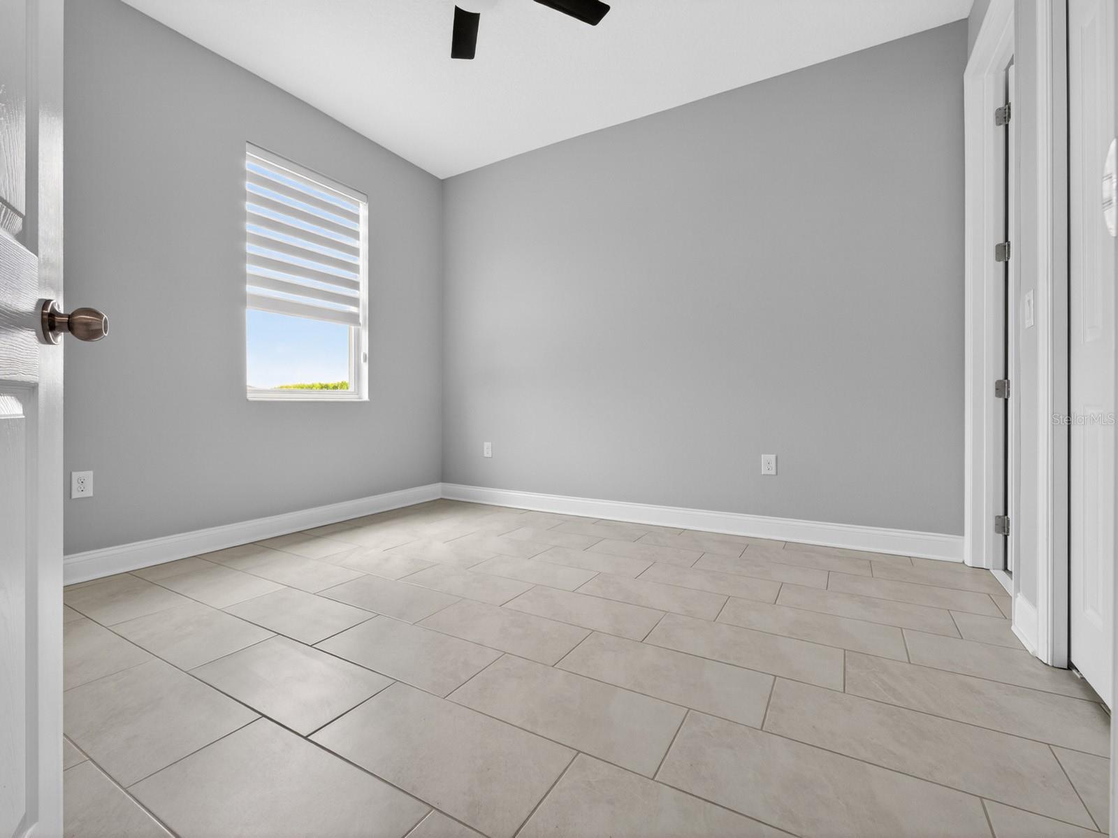 17614 Sailfin Dr Property Photo 32