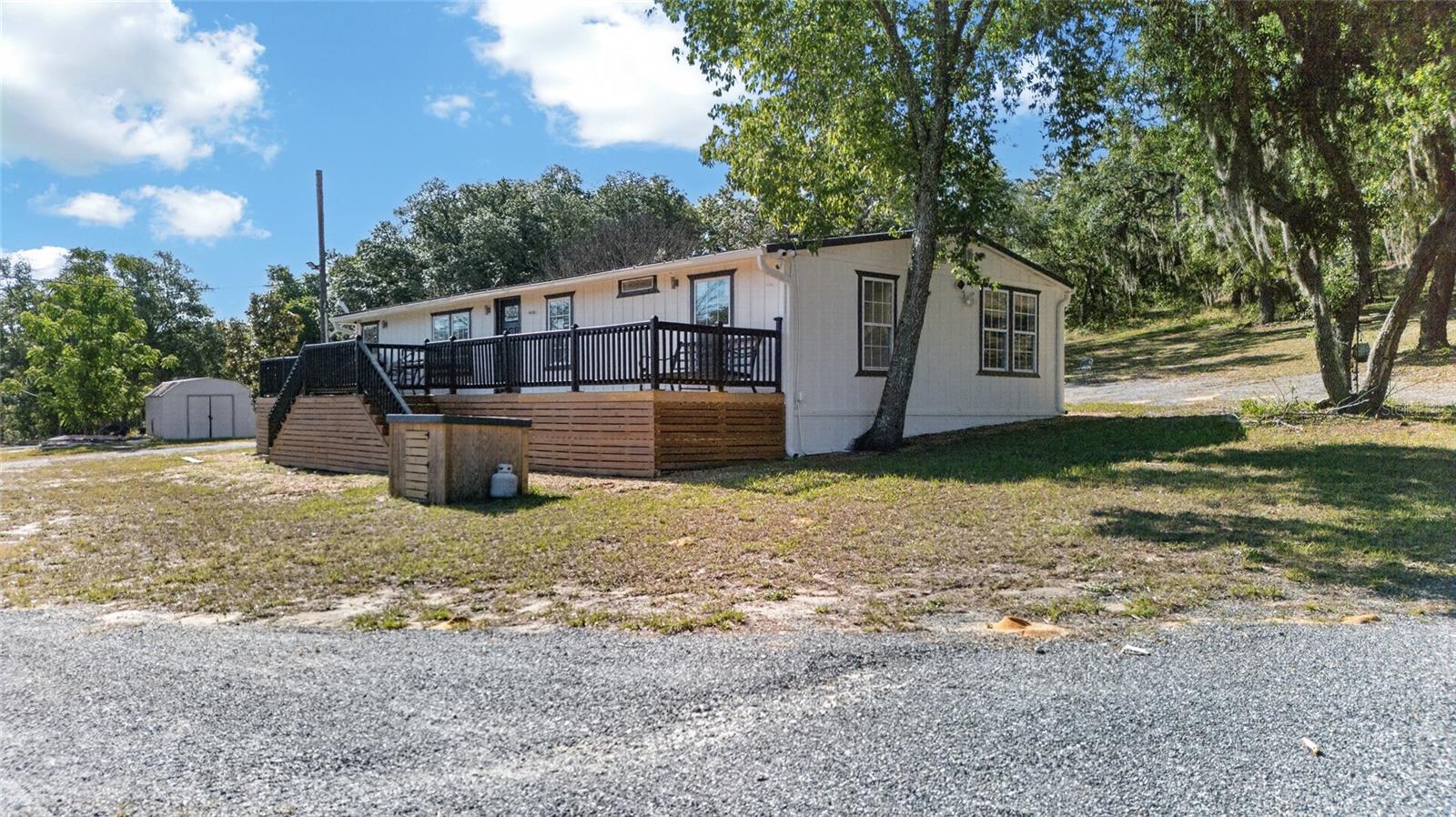 14318 Rock N Roll Rd Property Photo 3