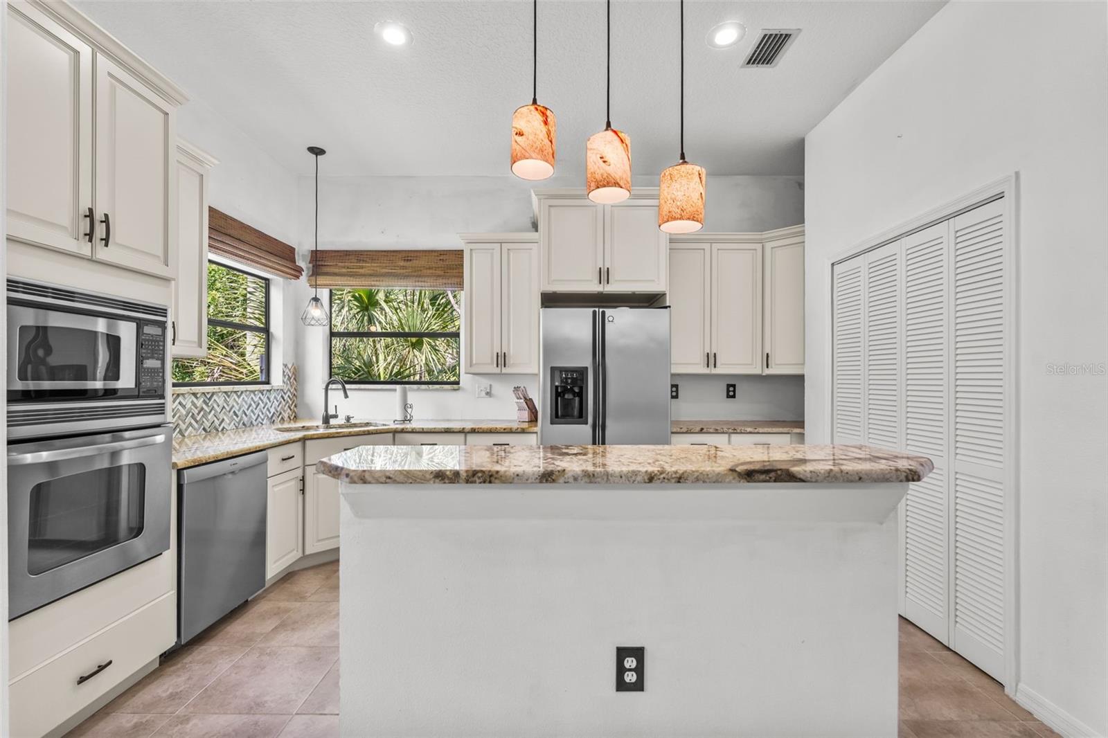5560 Bob White Trl Property Photo 18