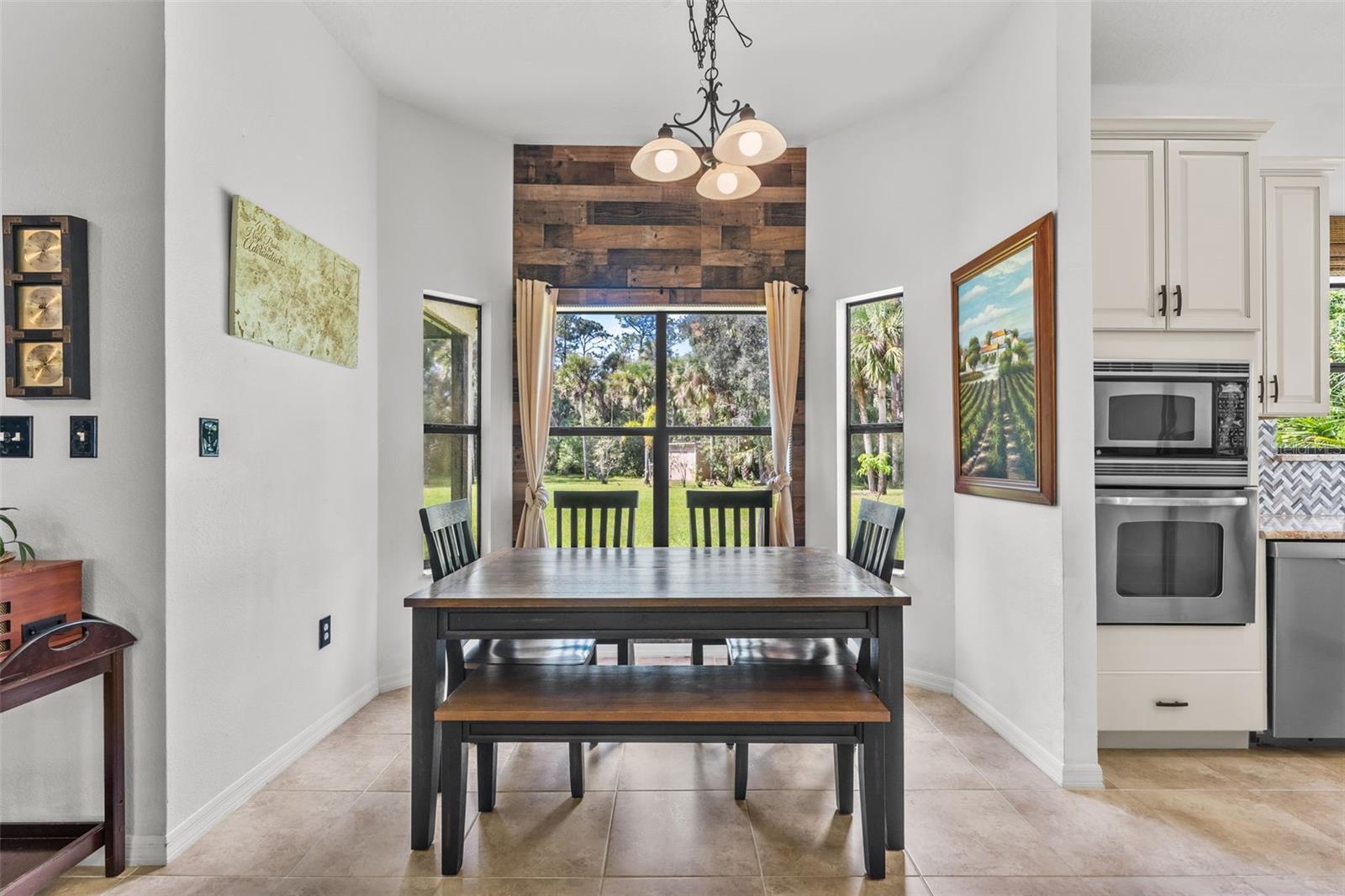 5560 Bob White Trl Property Photo 24