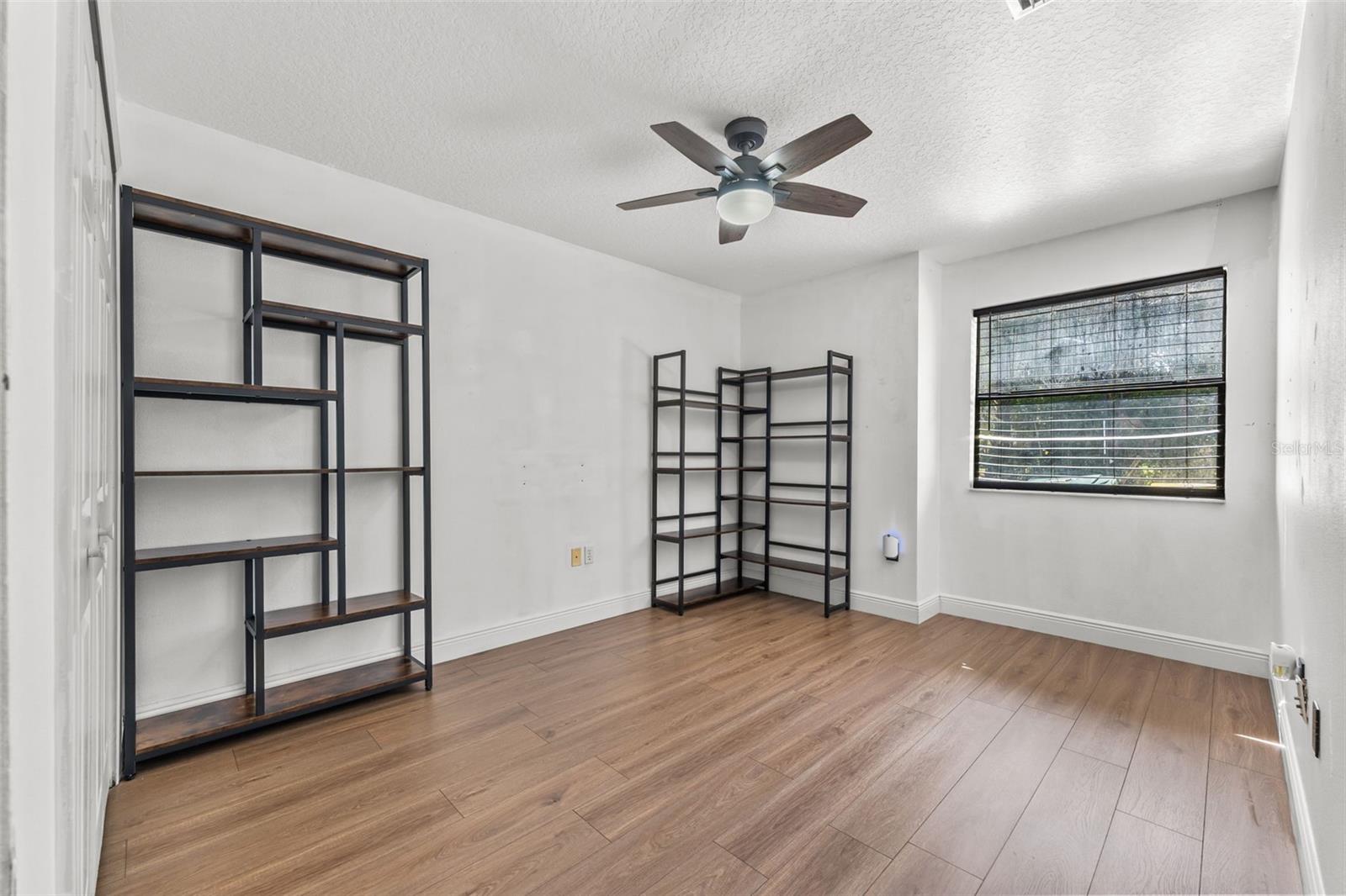 5560 Bob White Trl Property Photo 32