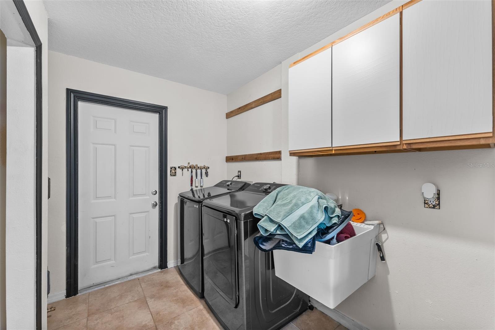 5560 Bob White Trl Property Photo 33