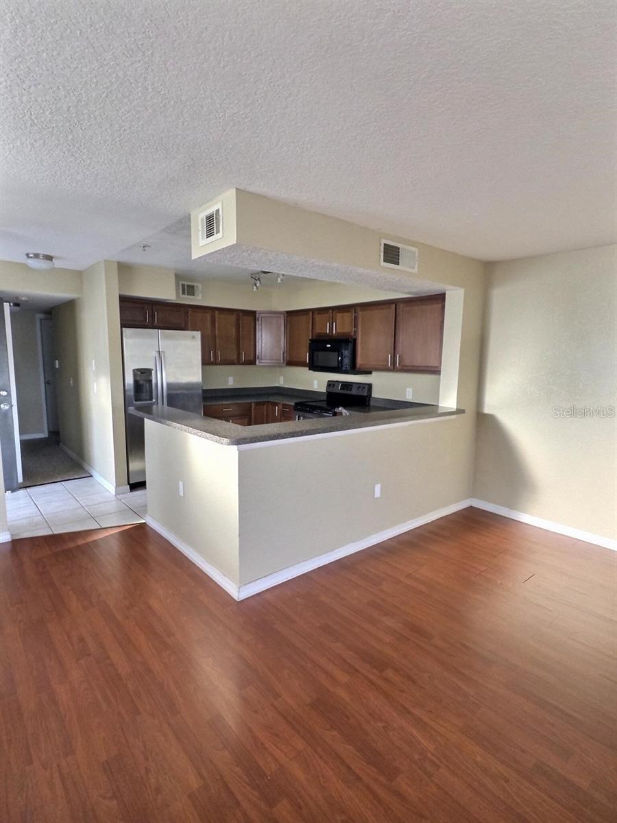 13803 Fairway Island Dr #1618 Property Photo 5