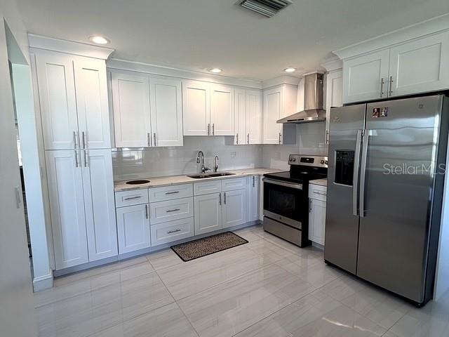 1629 Willow Run Property Photo 3