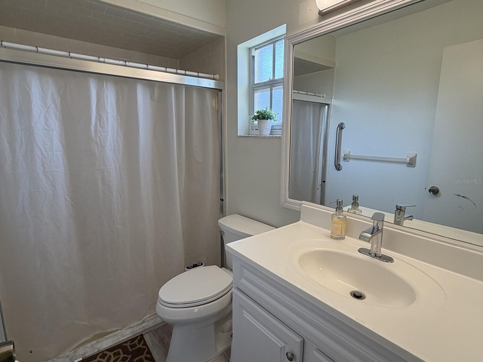 1629 Willow Run Property Photo 6